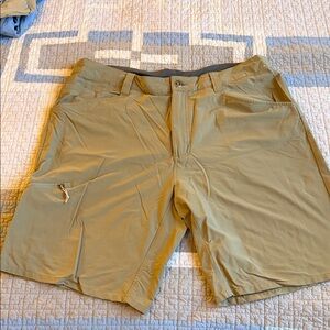 Men's Patagonia Quandary Shirts 10”